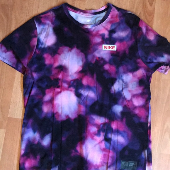 Nike NASA Tee!!!! TIE-DYE - Picture 1 of 6